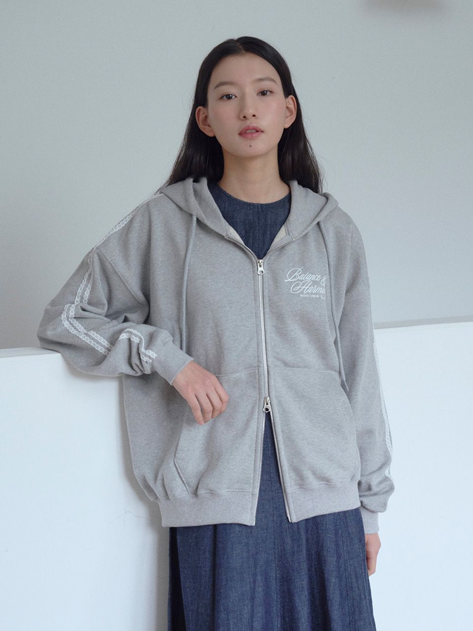 MUSINSA | WAVE UNION Balance Lace Zip up Hoodie heather dark gray