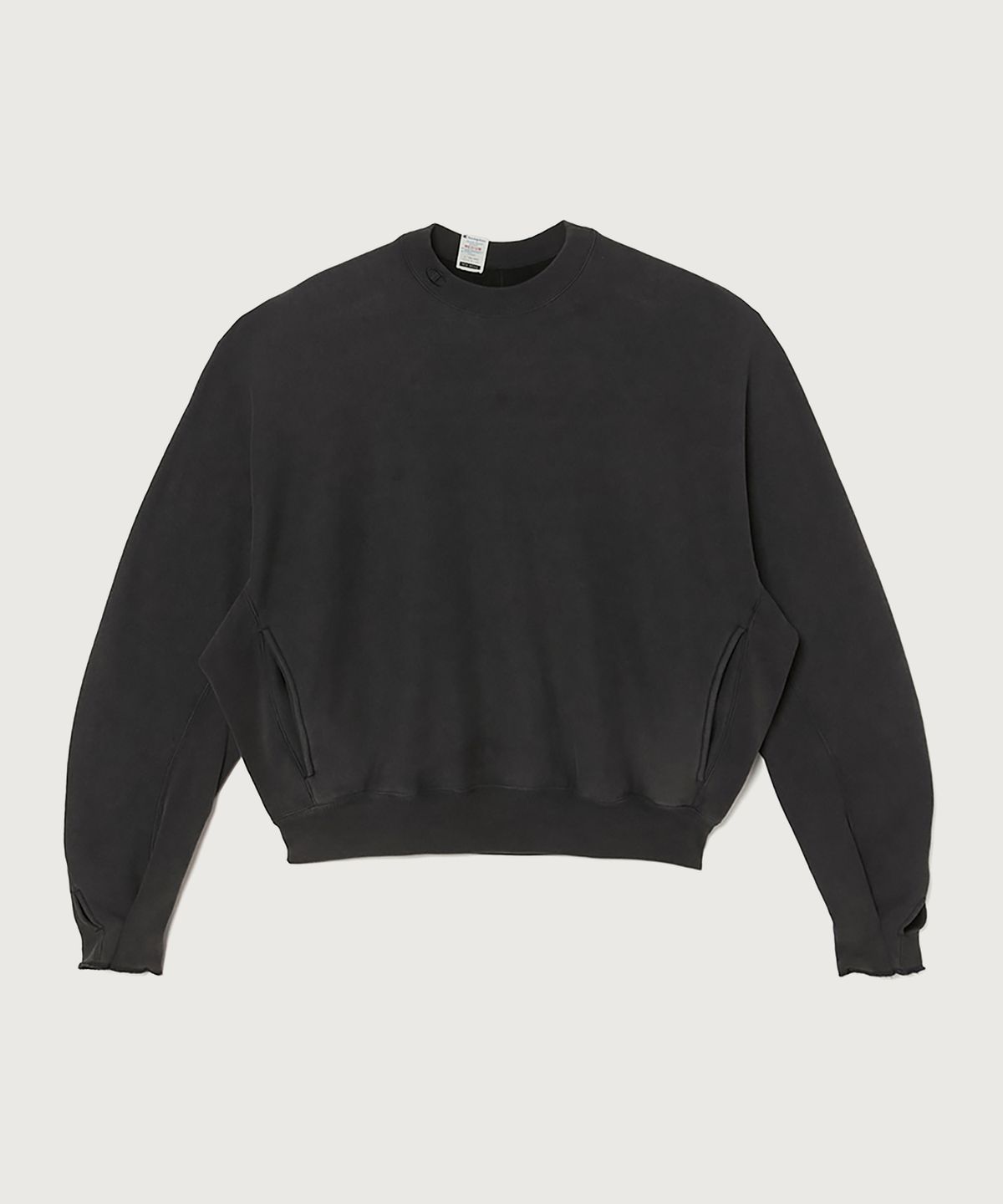 챔피온(CHAMPION) 챔피온 X 엔할리우드 리버스위브 스웨트셔츠 Off Black