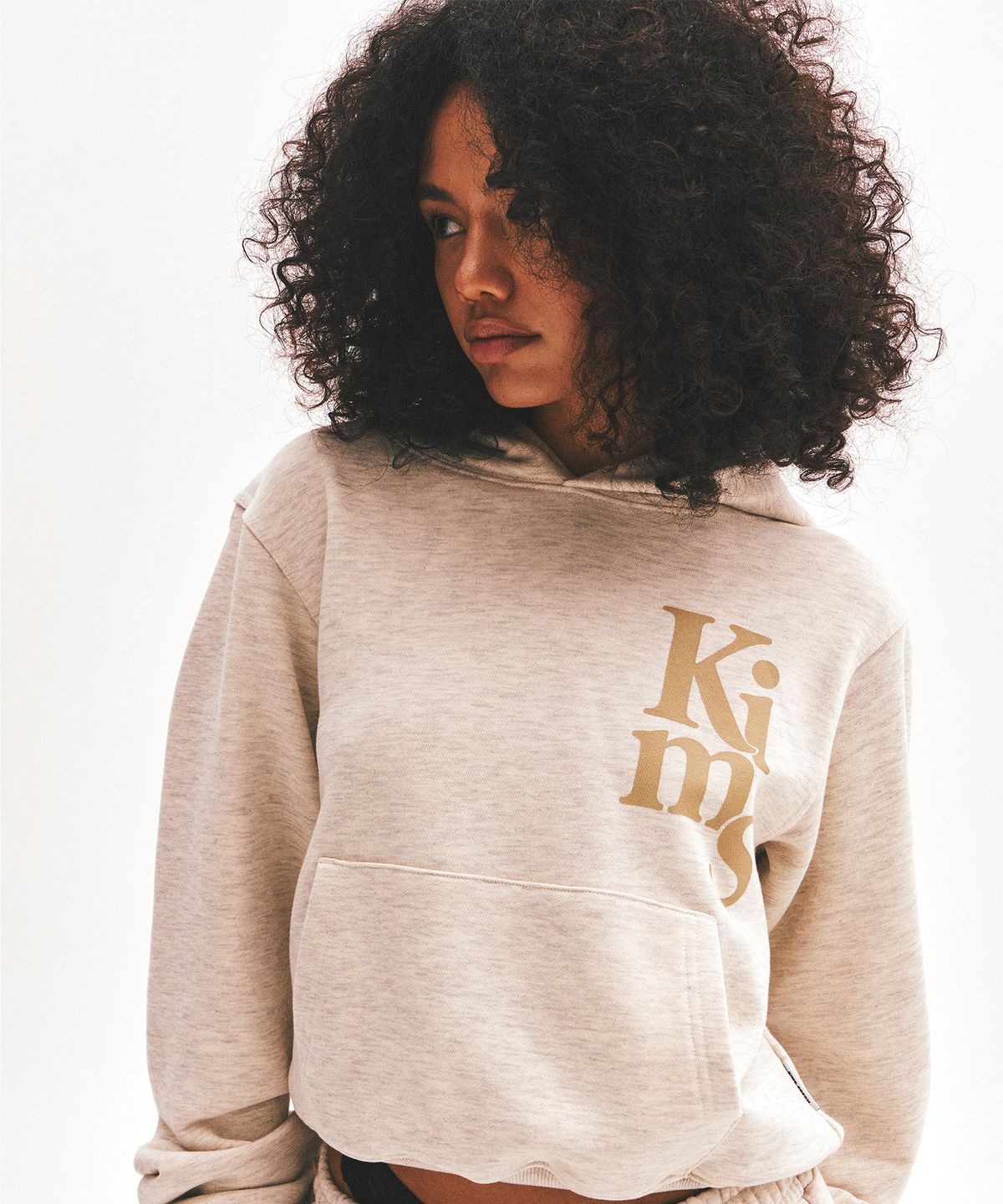 킴스 프레시 코튼 마켓(KIMS FRESH COTTON MARKET) (Unisex) Kims Vertical Logo Hoodie Oatmeal