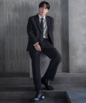 테일러 수트 셋업