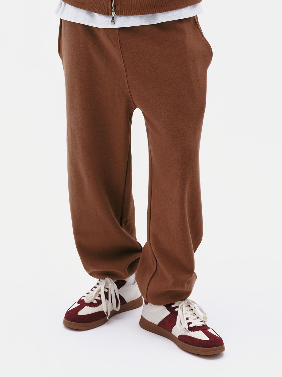 이피티(EPT) CLASSIC LOGO SWEAT PANTS (BROWN)
