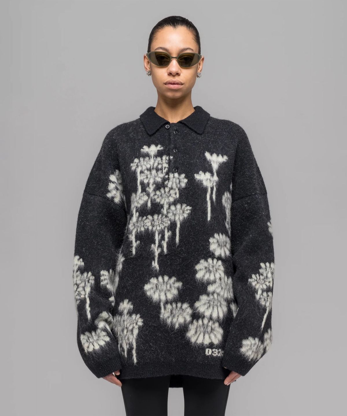 032씨(032C) (U) 멜팅 데이지 니트 폴로 셔츠 블루 그린 MELTING DAISIES KNIT LS POLO SHIRT BLACK/PHOSPHOR GREEN
