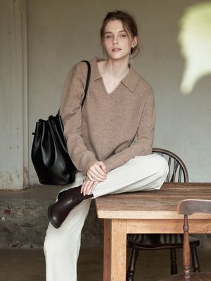 SERIN v-neck collar wool knit_MOCHA