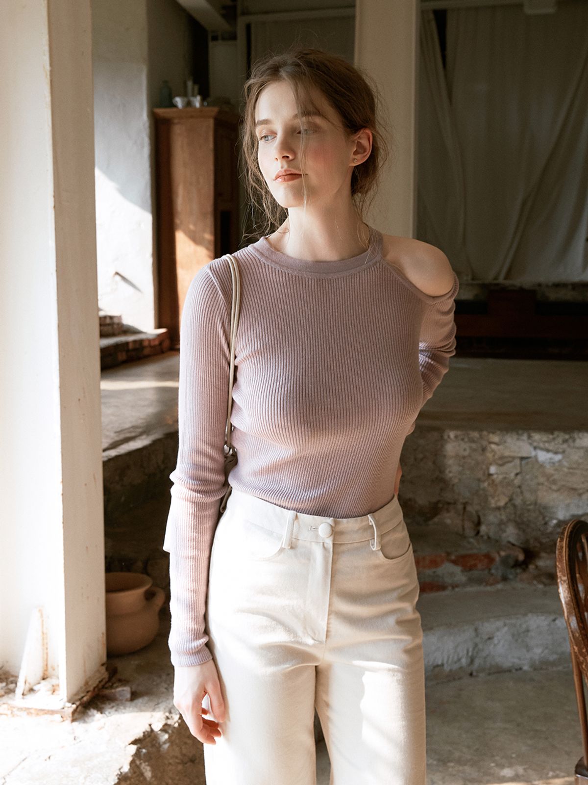 르니나(LENINA) THEA cutout knit top_PINK
