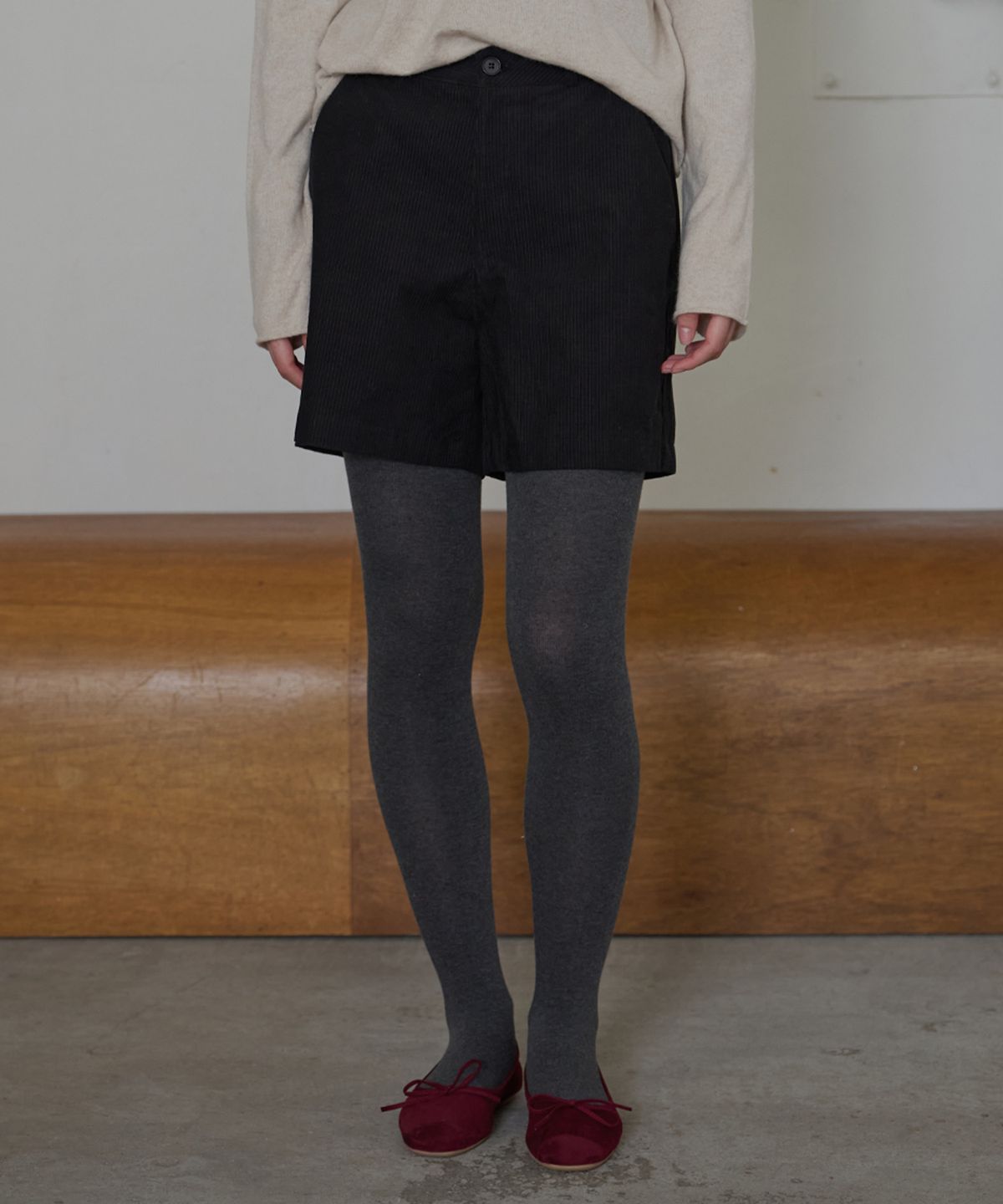 벗튼(BUT'TON) Corduroy Shorts (2 colors)