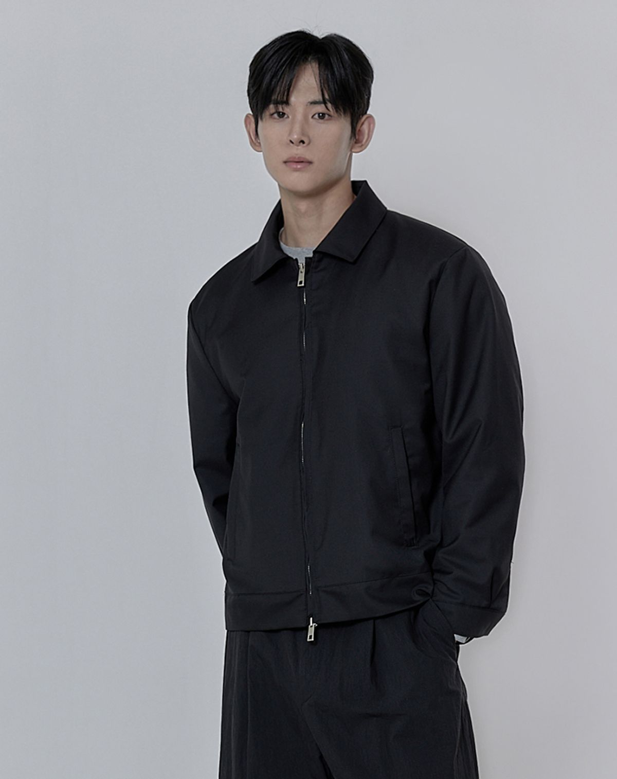 무건(MUGON) 에센셜 클린 히든 자켓 _ 블랙