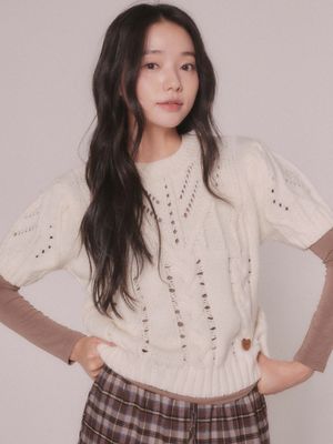 케이블 반팔 니트 탑 (아이보리)