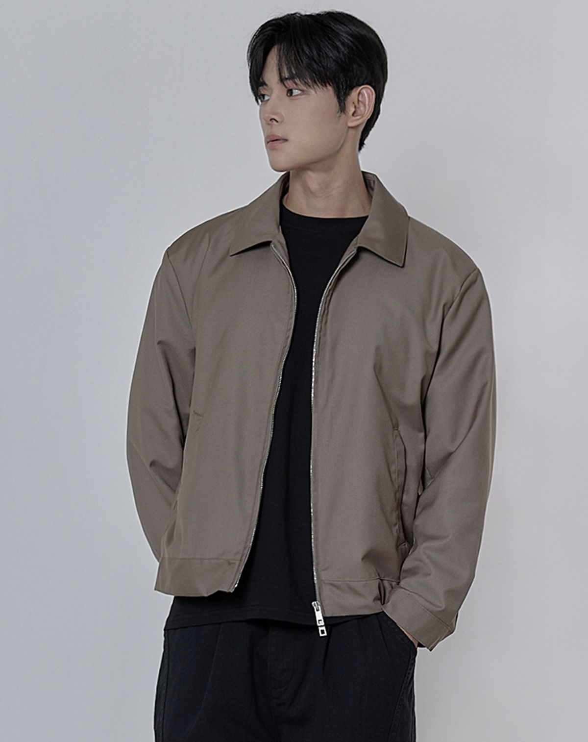 무건(MUGON) 에센셜 클린 히든 자켓 _ 브라운