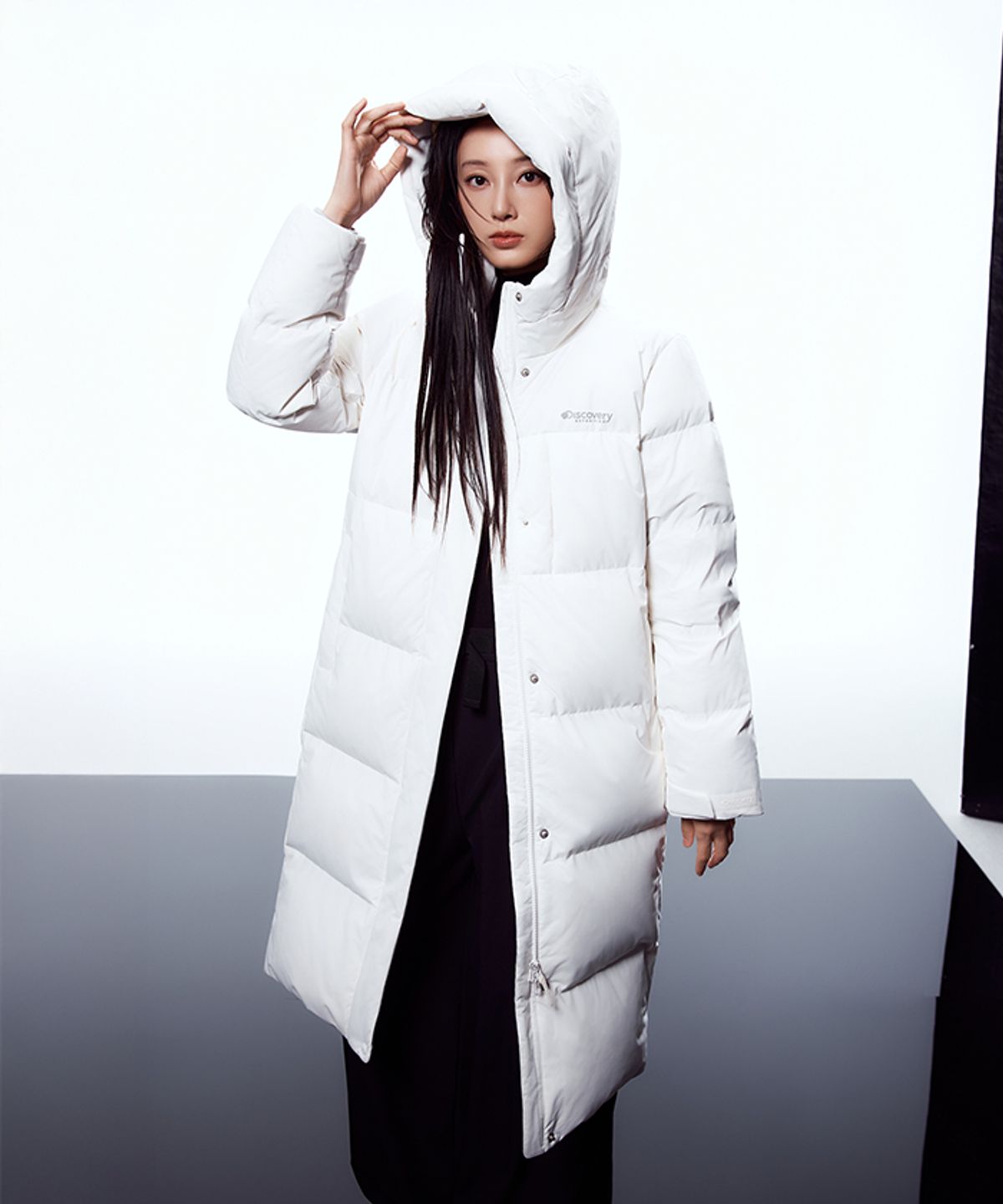 디스커버리 익스페디션(DISCOVERY EXPEDITION) 여성 레스터G 구스다운 롱패딩 (CREAM)