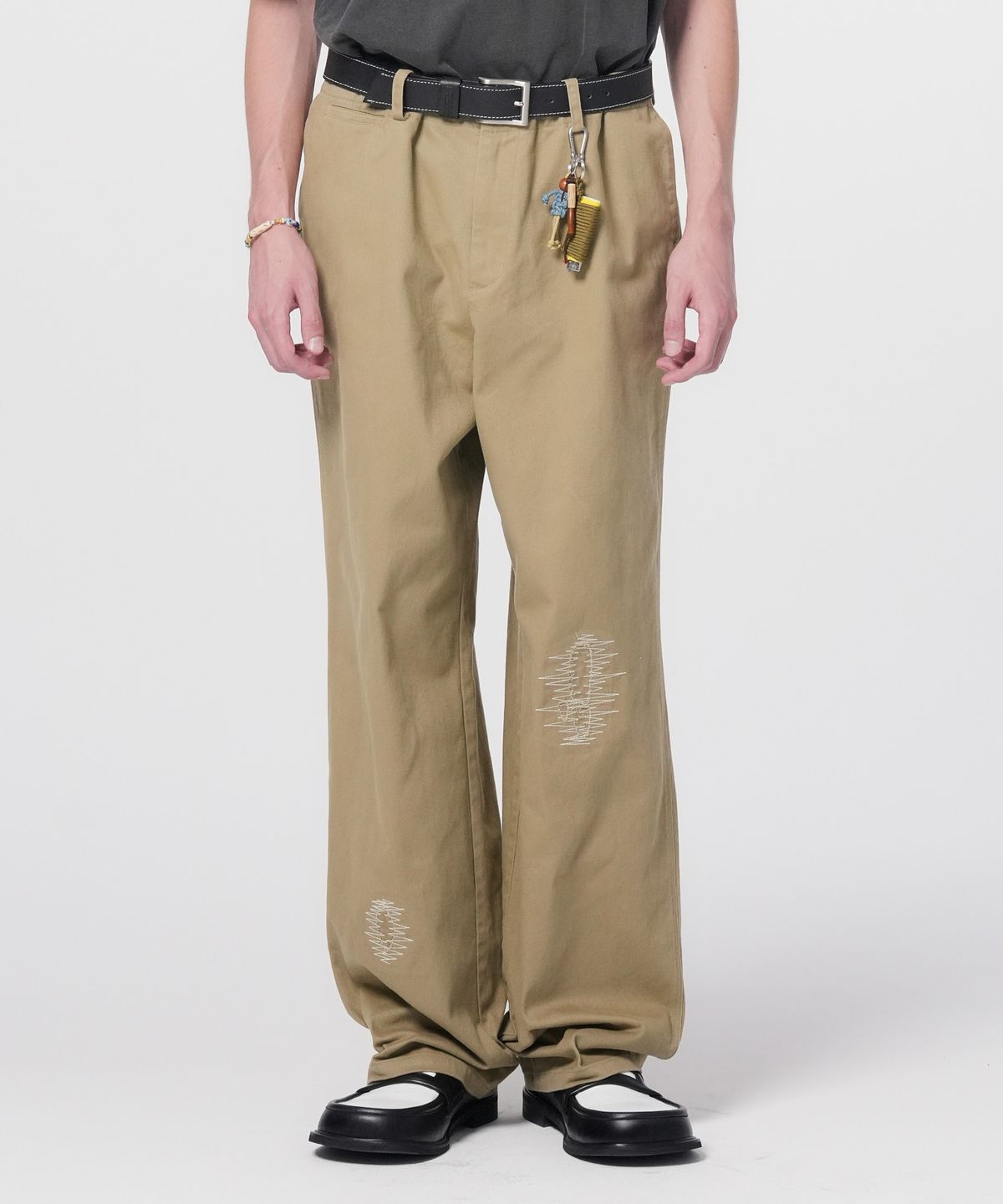 홍우성(HONGWOOSUNG) Workwear Repair Chino Pants_Beige