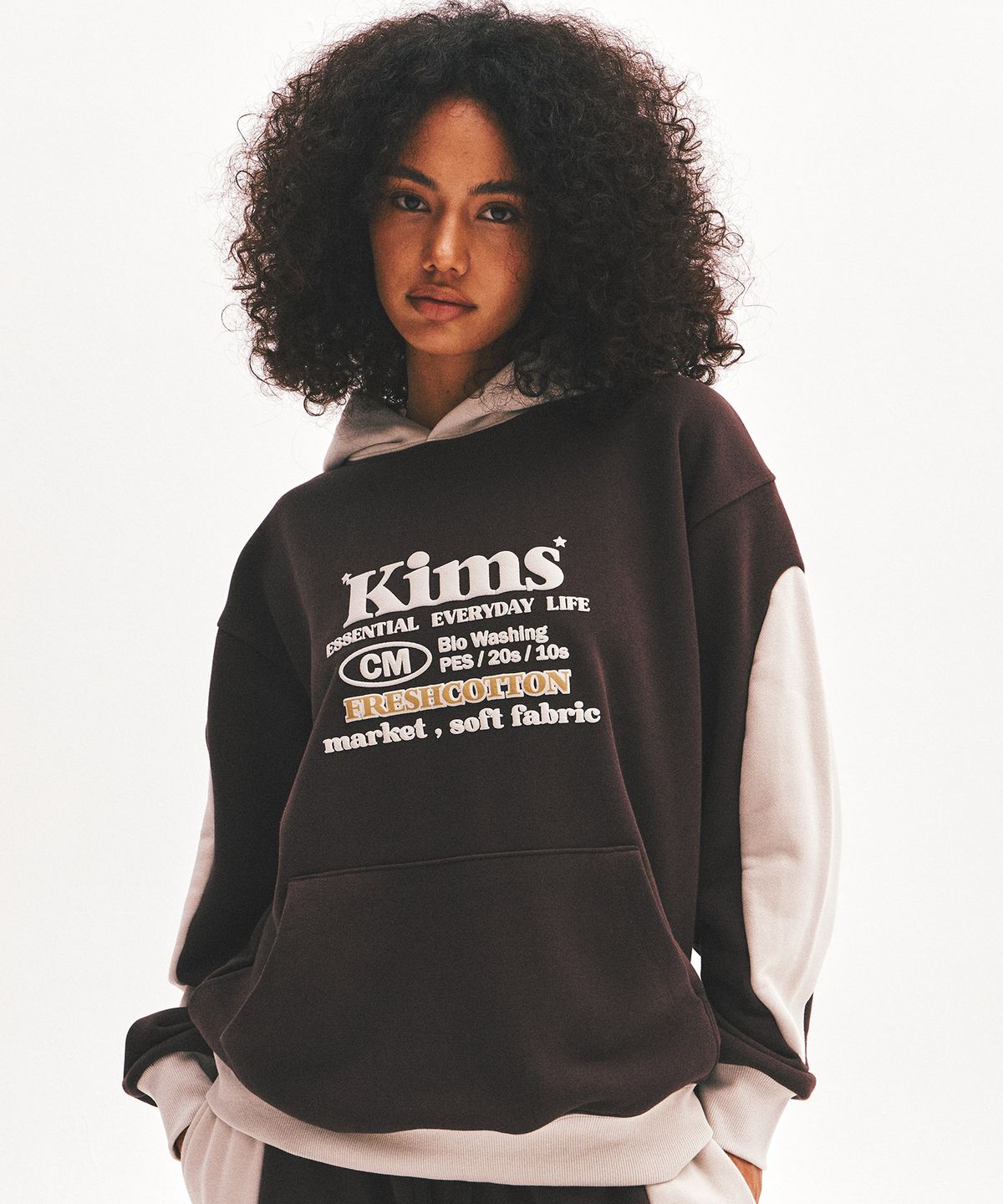 킴스 프레시 코튼 마켓(KIMS FRESH COTTON MARKET) Specialday Bam Logo Hoodie Brown