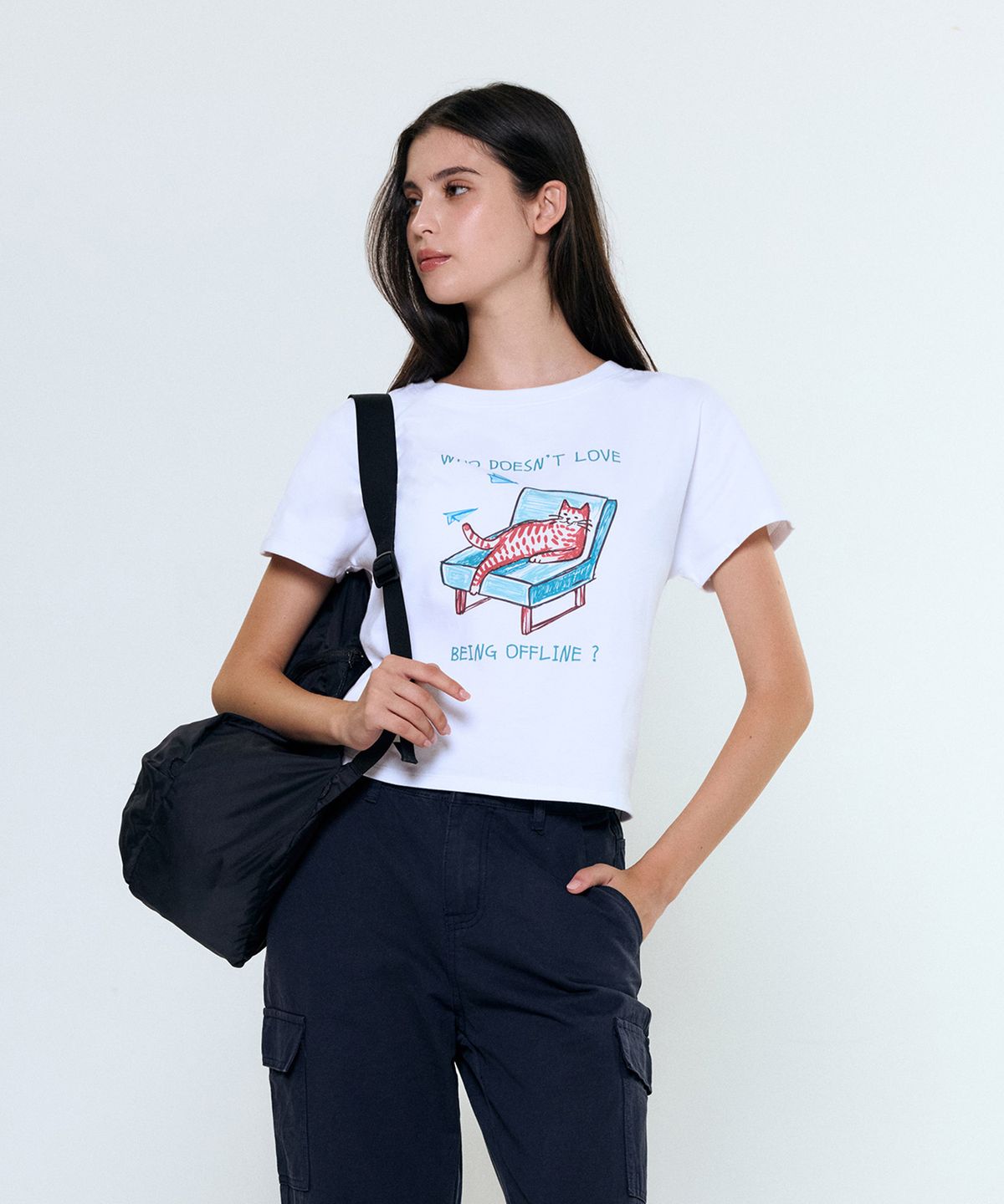 베스티리아(VESTIRYA) Lazy kitty Crop T-shirts White