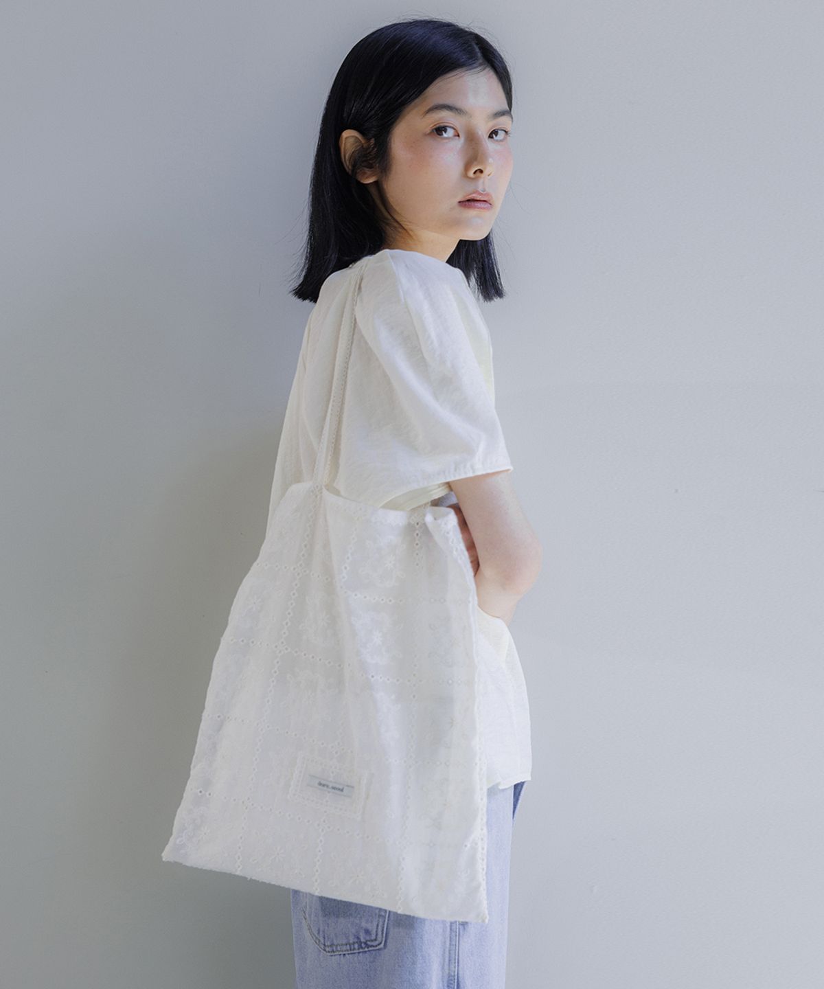 오어서울(AURE SEOUL) 레이스 에코백