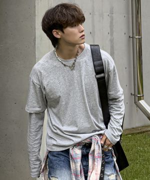 이중 레이어드 크롭 긴팔 티셔츠[그레이]