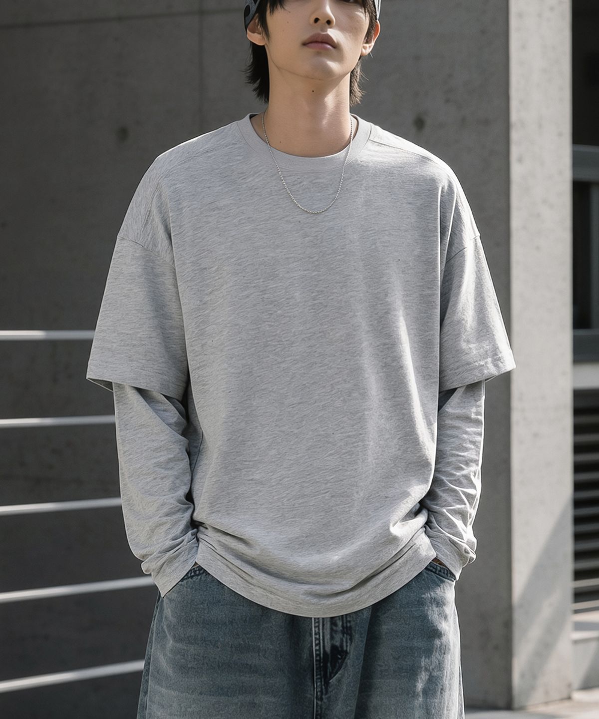 놈브레(NOMBRE) 이중 레이어드 크롭 긴팔 티셔츠[그레이]