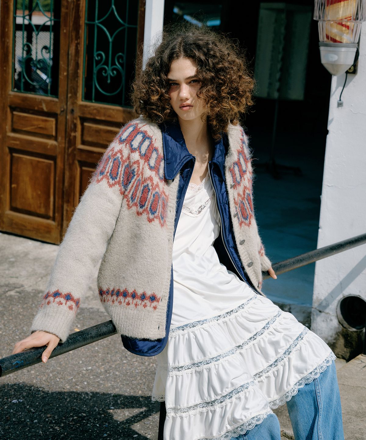 그린버터(GREENBUTTER) Double Layer Quilted Cardigan (Navy/Beige)