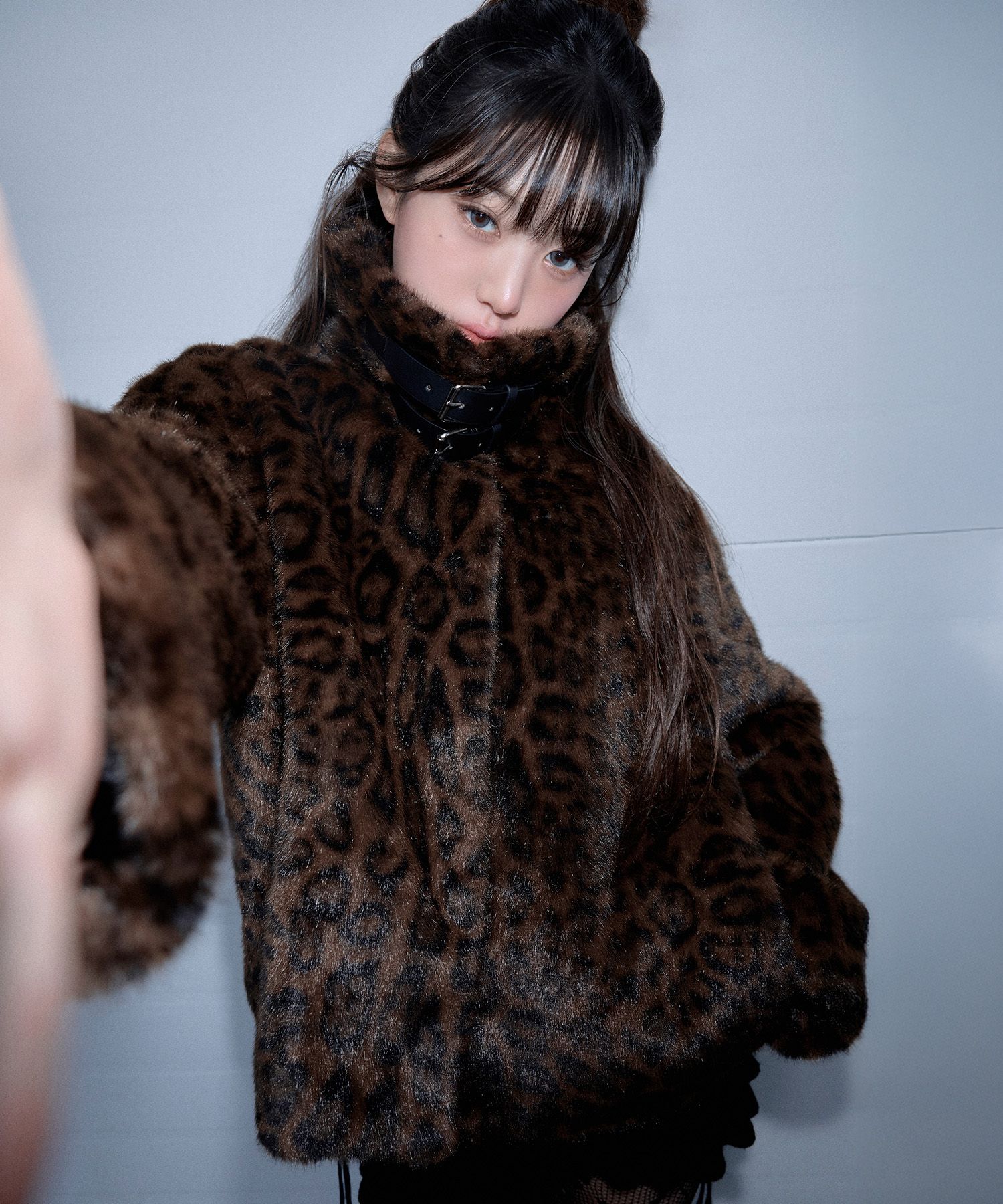 新品✨ rolarola ロラロラワンショルダー　カーディガン rolarola 로라로라 | ROLA BASIC ROUND CARDIGAN - color gray navy