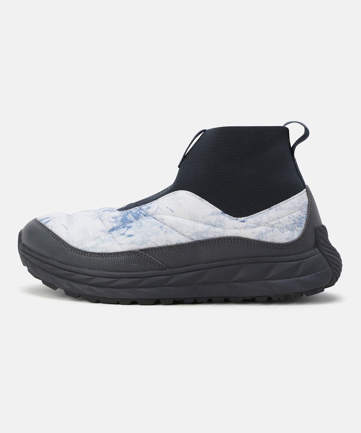 데상트(DESCENTE) 터레인디 윈터 미드 컷 부츠 화이트 SQ423LBTO1