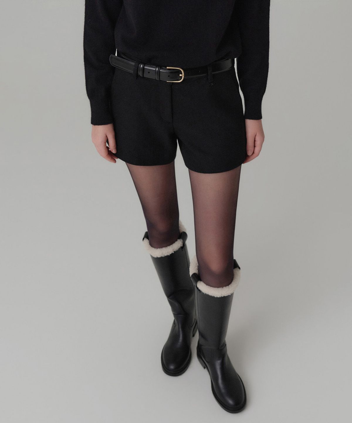 룩캐스트(LOOKAST) 리나 울 쇼츠_블랙 / LINA WOOL SHORT_BLACK