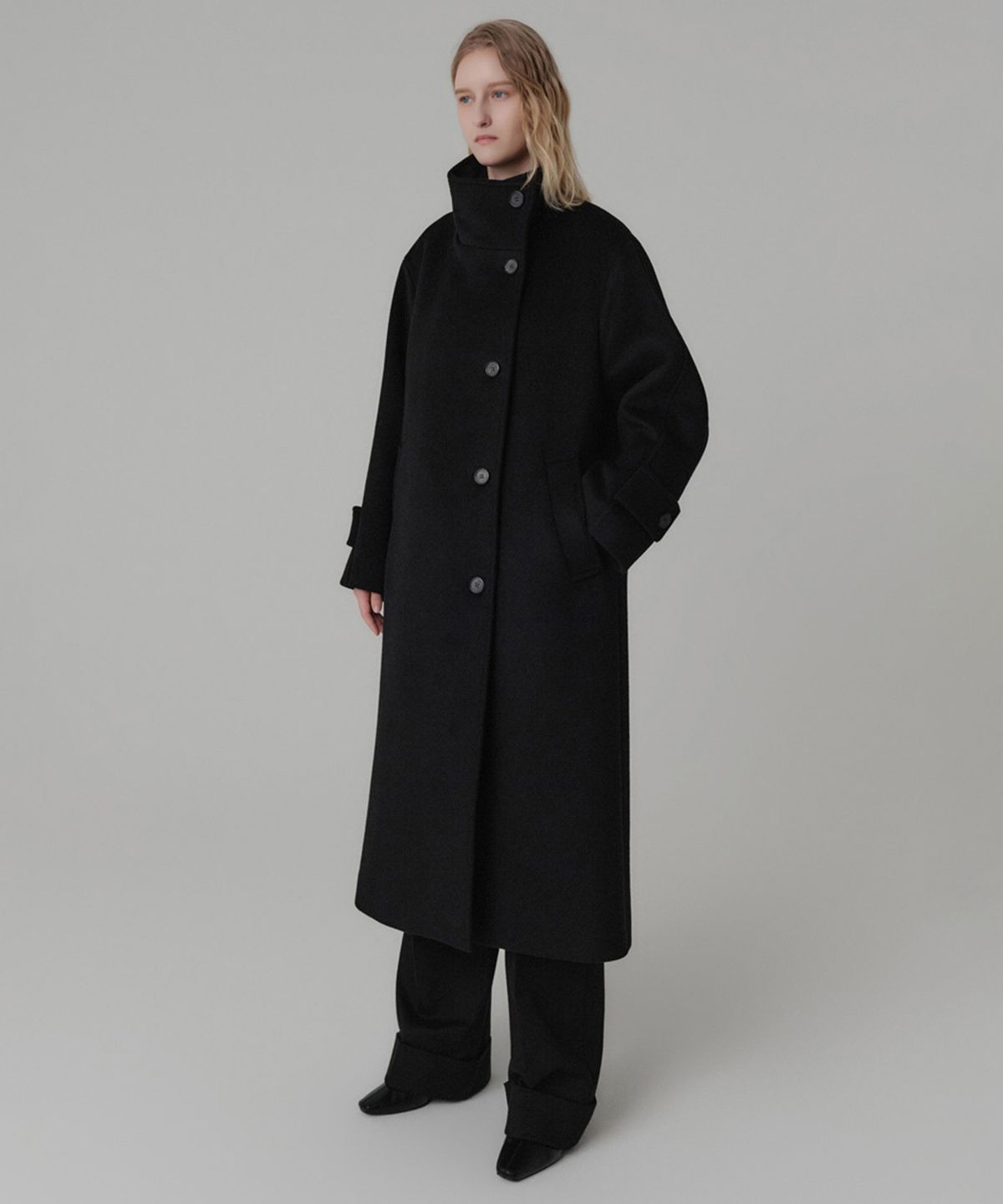 룩캐스트(LOOKAST) 하이넥 울 오버사이즈 코트_블랙 / HIGH NECK WOOL OVERSIZED COAT_BLACK
