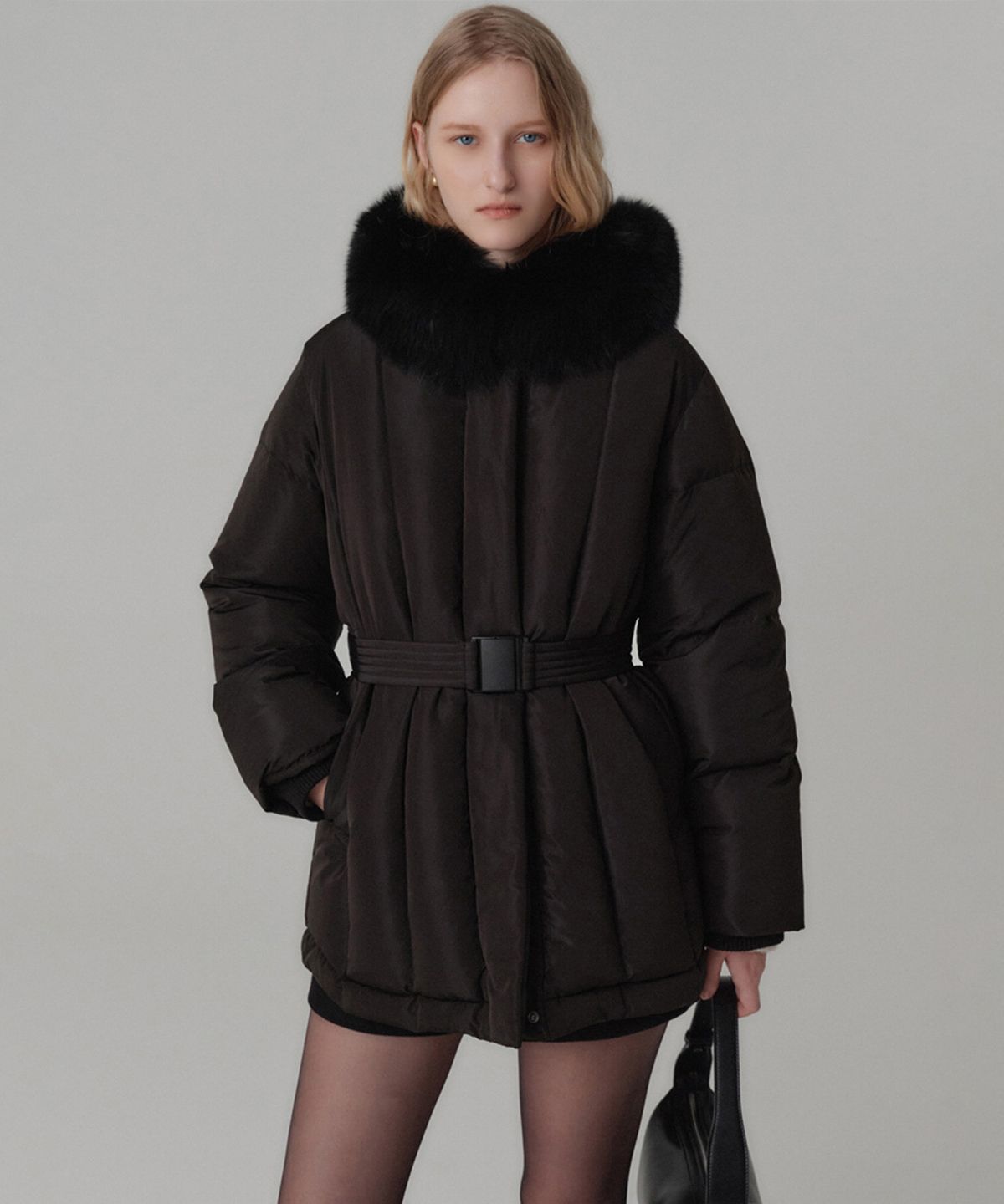 룩캐스트(LOOKAST) 로웰 폭스퍼 덕다운 패딩 / LOWELL FOXFUR DUCKDOWN PADDING_2colors