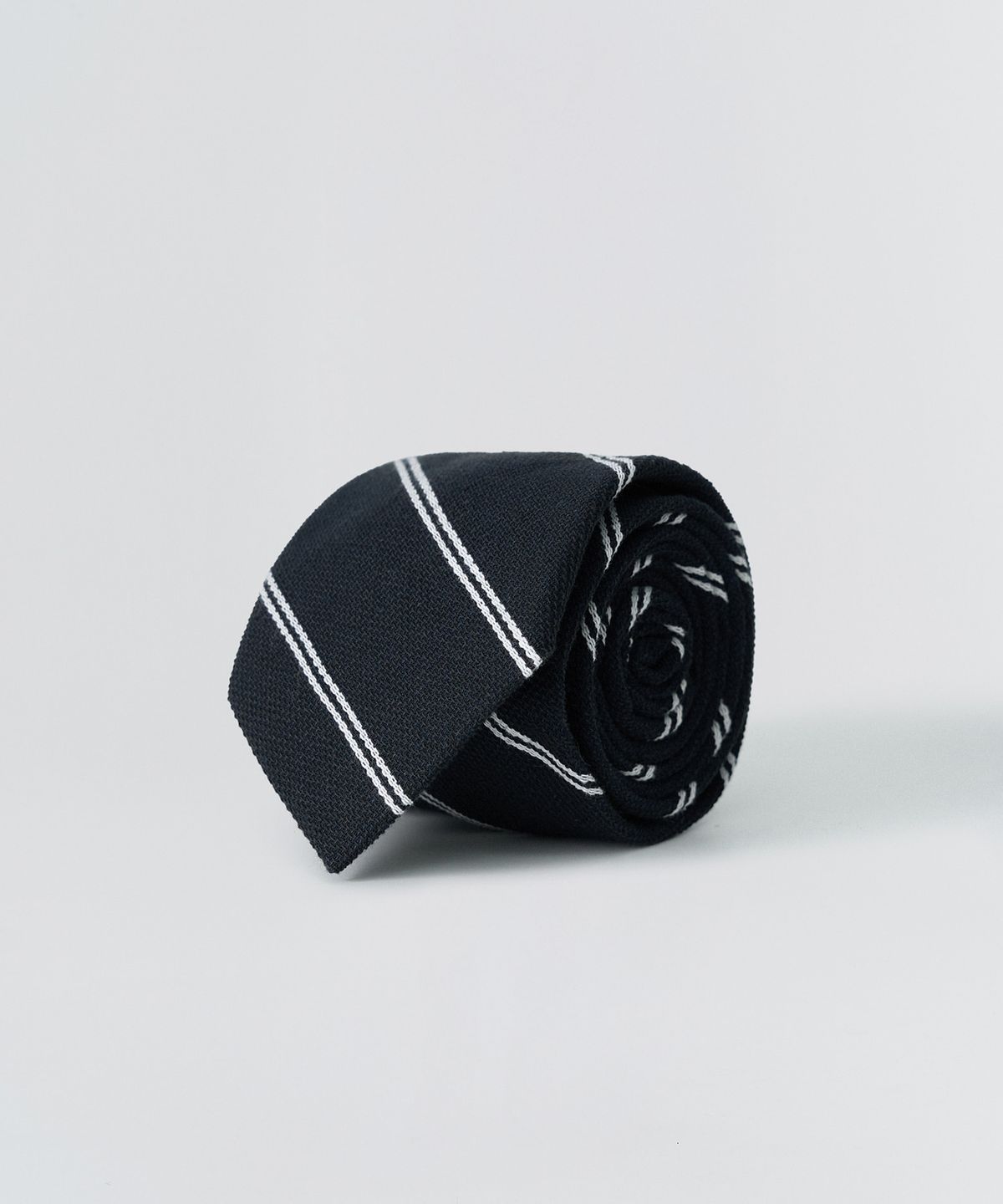 이지오(EZIO) Classical Regimental Tie_Navy