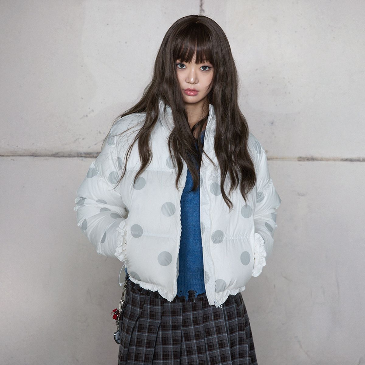 라라폭스(LALAFOX) DOT CROPPED DOWN JACKET WHITE 다운 자켓 BR4NZ001