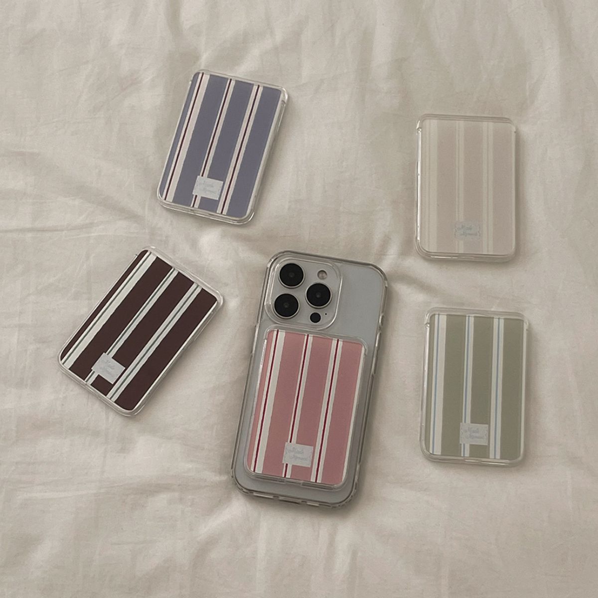 메이드모먼(MADEMOMENT) autumn cotton stripe 디자인 [맥세이프 투명 카드지갑]