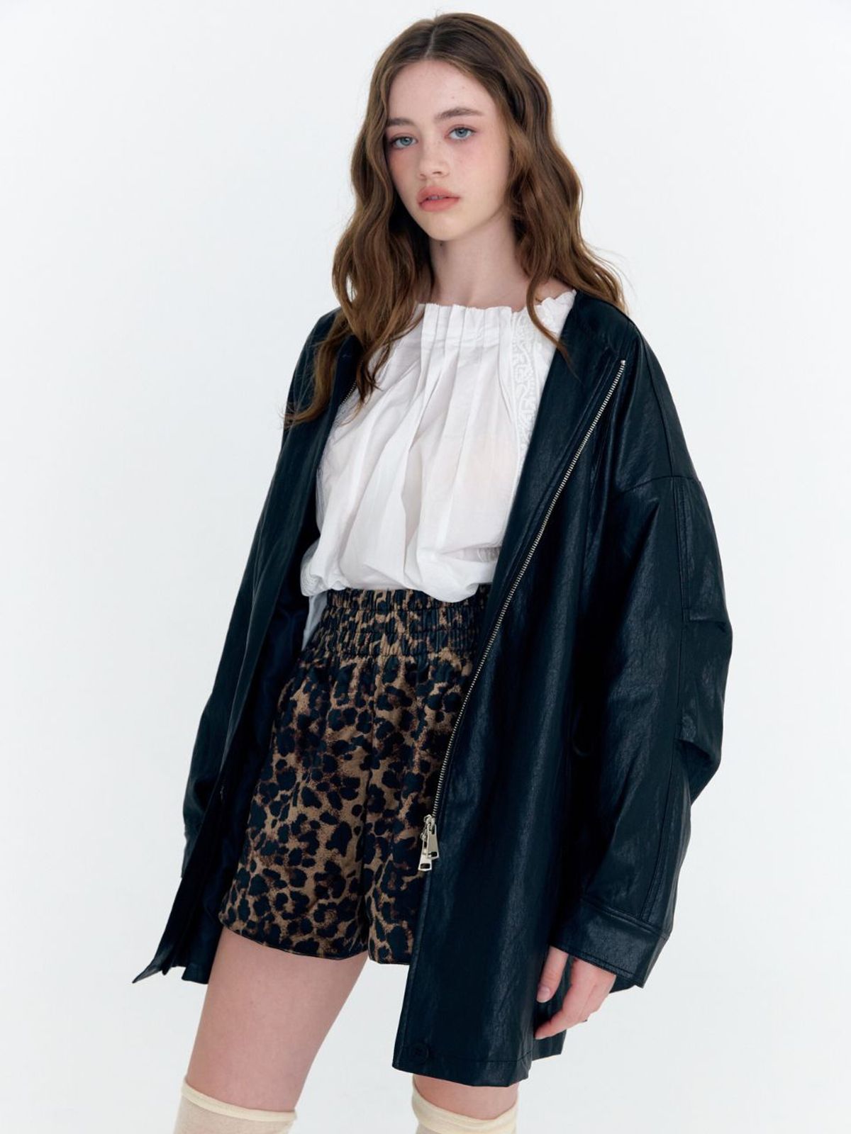 패브릭서울(FABRICSEOUL) faux leather string overfit jacket