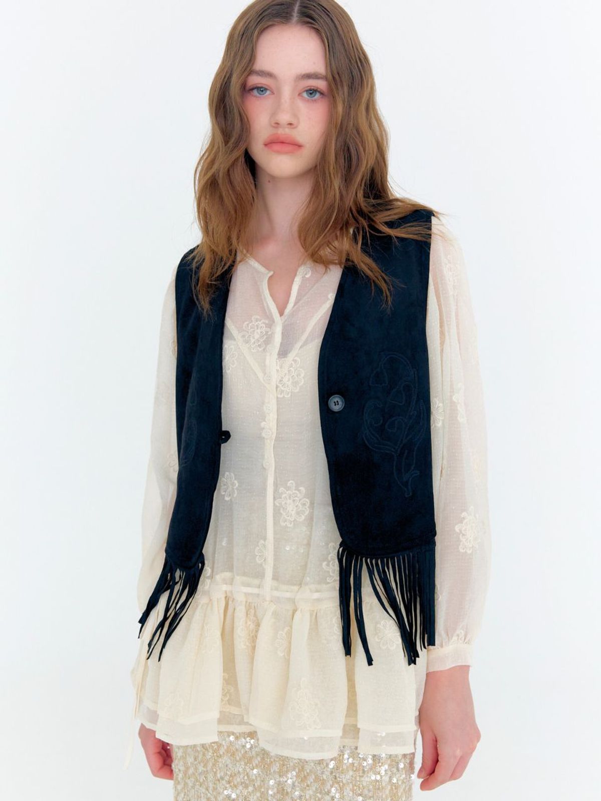 패브릭서울(FABRICSEOUL) embroidered faux suede vest