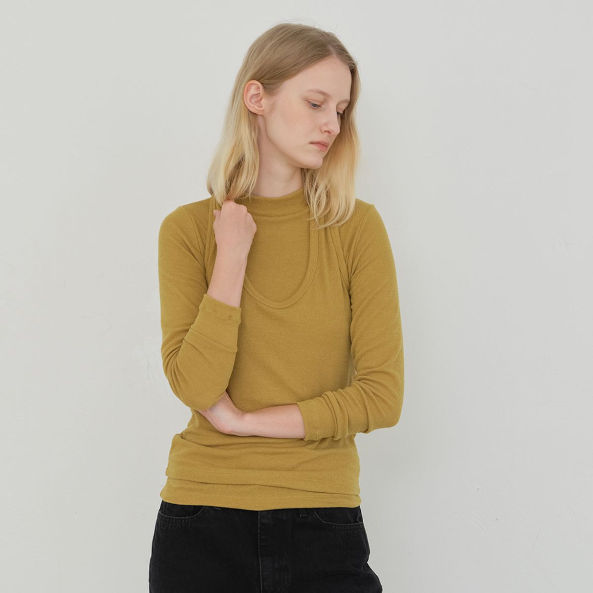노우드(NOEUD) Dual Halter Tee (Olive)