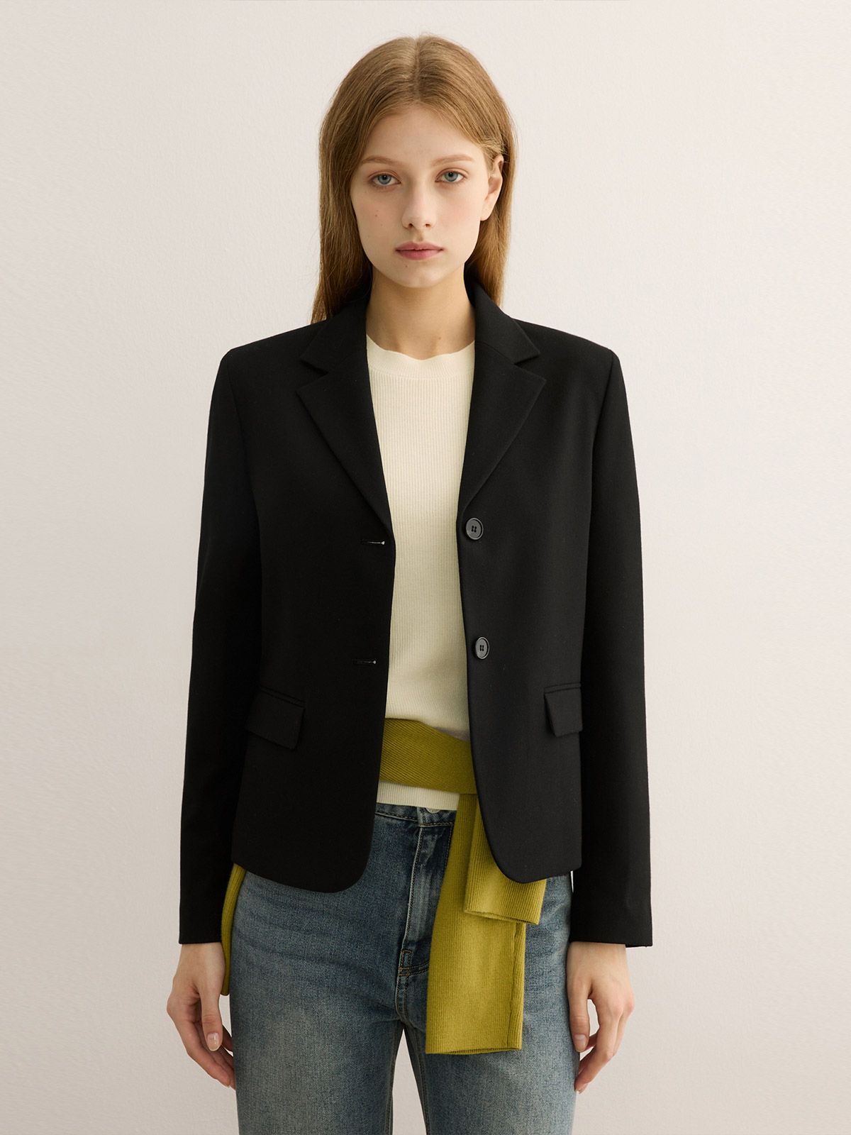 시스티나(SISTINA) 싱글 투 버튼 셋업 크롭 자켓_AWSJKP41010