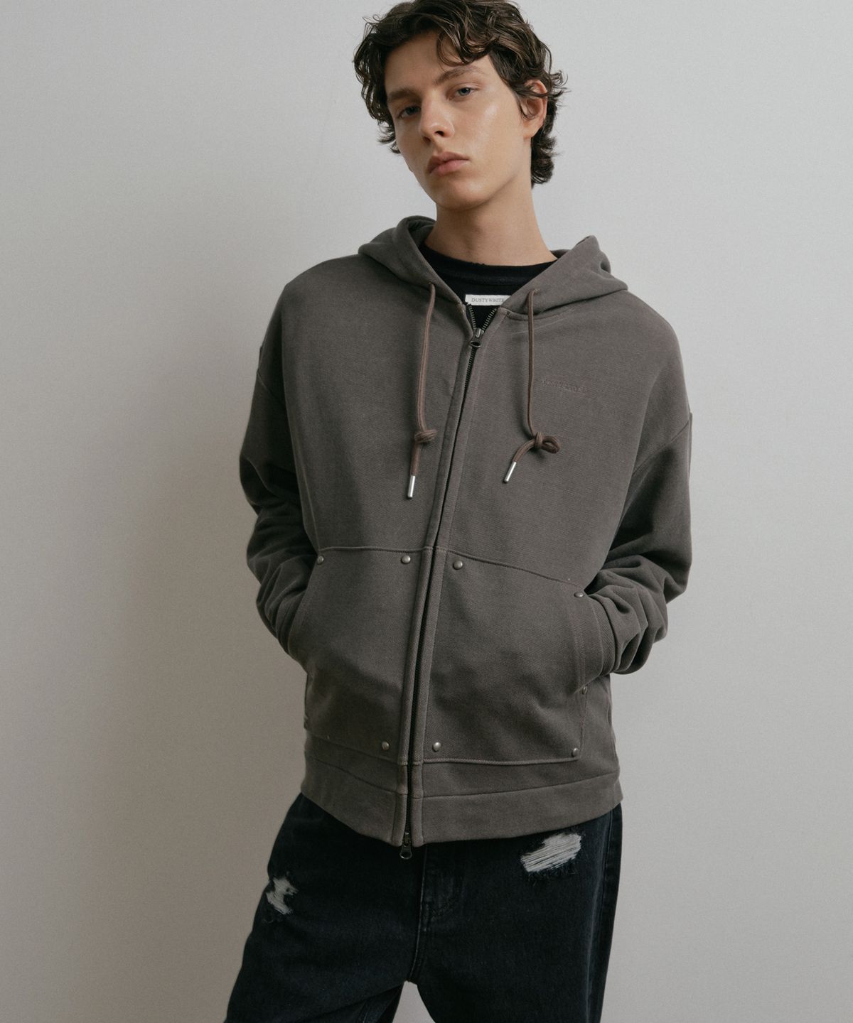 더스티화이트(DUSTYWHITE) BROWN VINTAGE PIGMENT 2WAY HOOD ZIP-UP