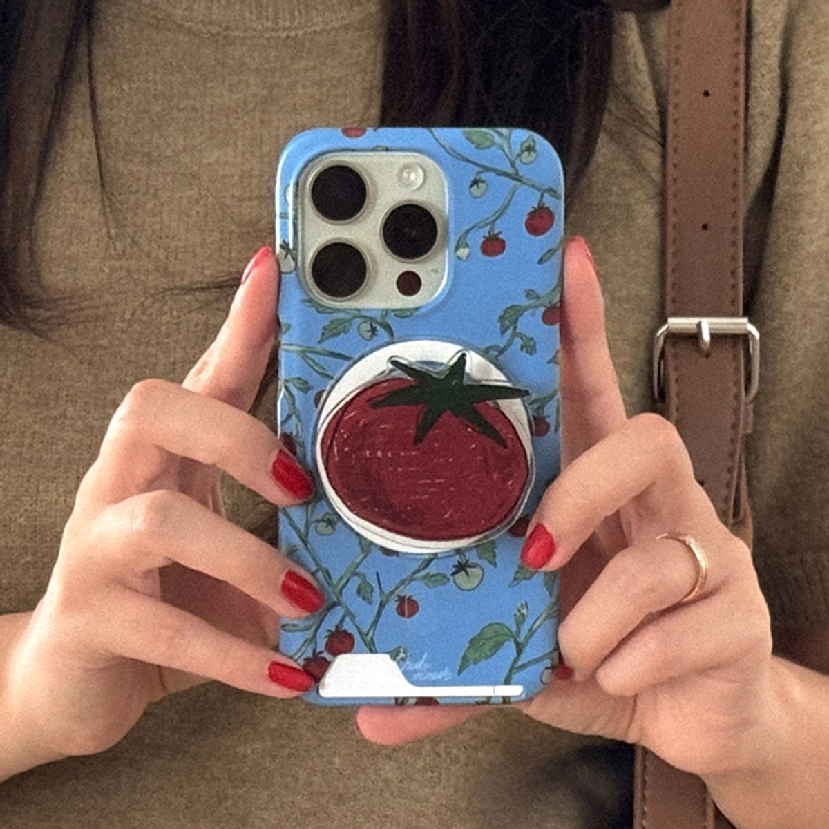 메이드모먼(MADEMOMENT) capri tomato 디자인 [맥세이프 카드수납 폰케이스]