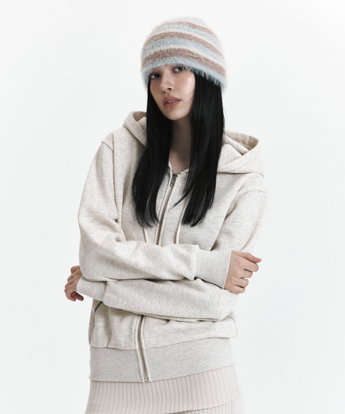 큐리티(CURETTY) C VELVET LOGO FLEECE ZIP-UP HOODIE_OATMEAL