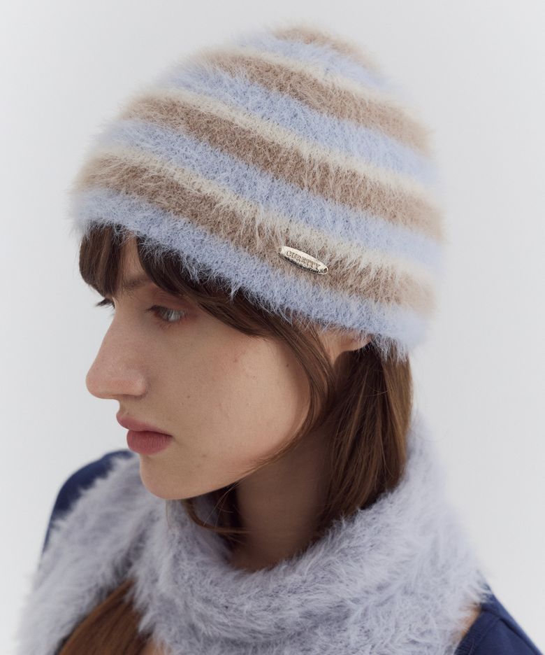 C HAIRY BEANIE_LIGHT BLUE