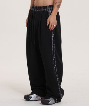 체크라인 원턱 스웻팬츠 (블랙)