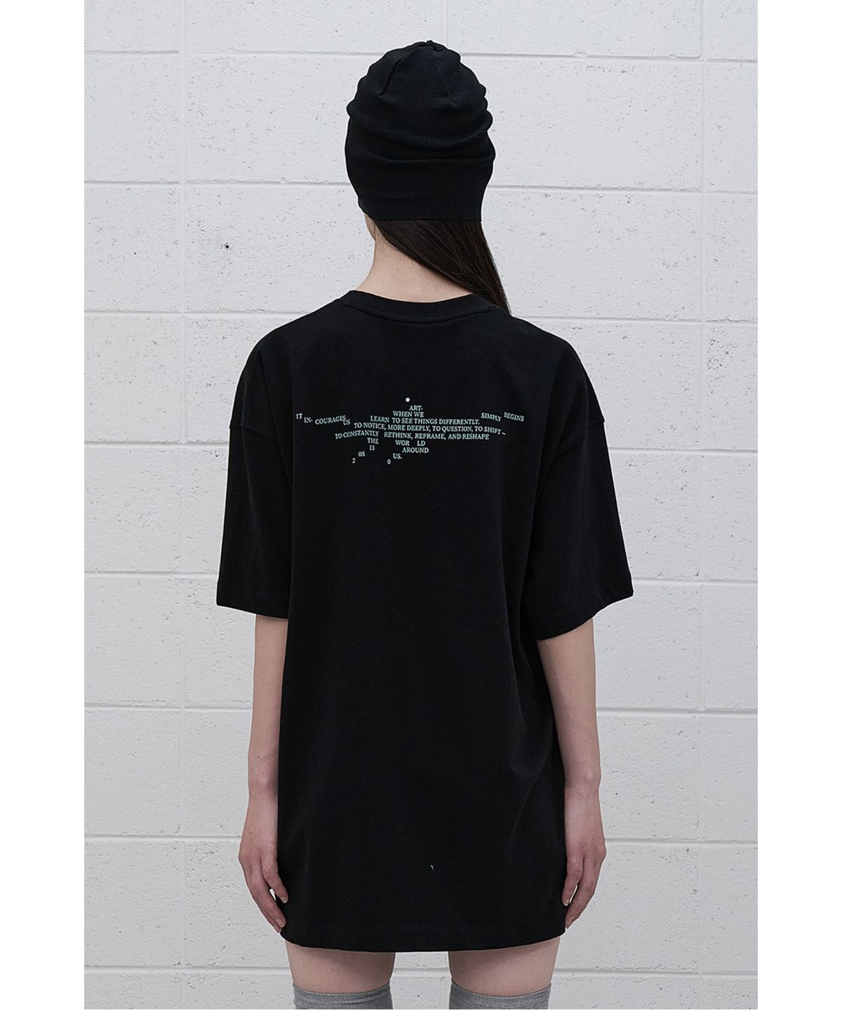 래코드(RECODE) (RE;CODE × OBJECTS IV LIFE by Daniel Arsham) Typography T-shirt R0TAX25222BKX