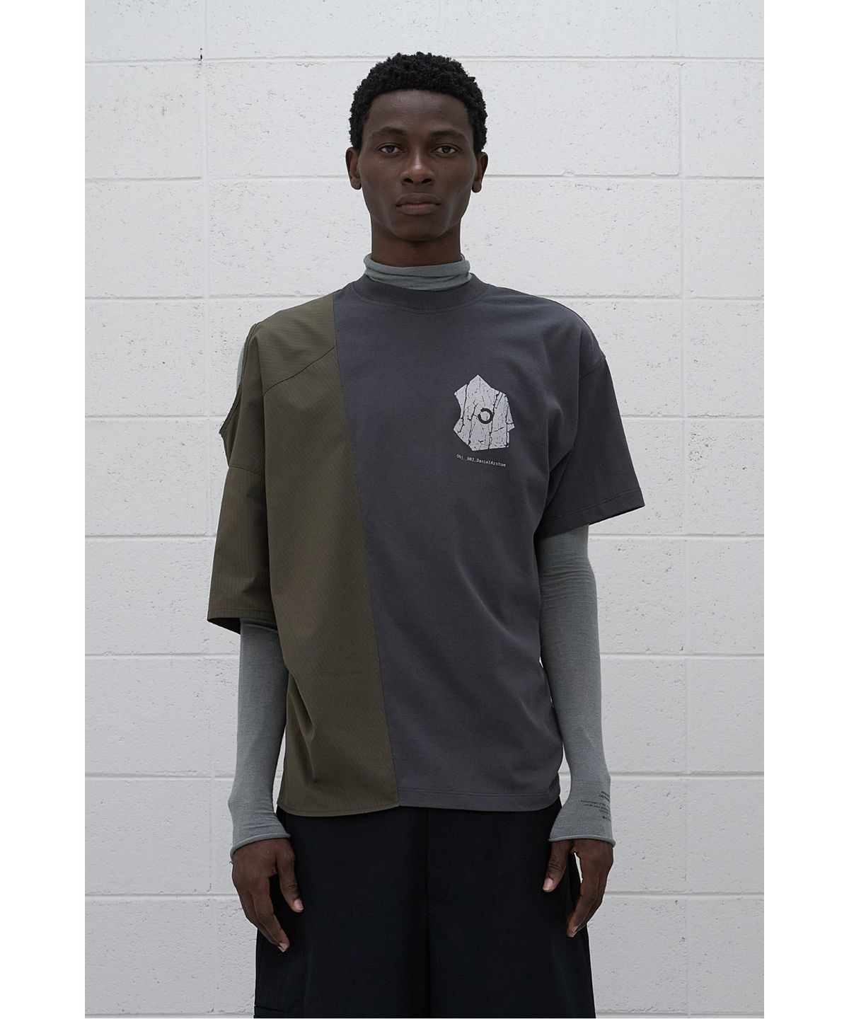 래코드(RECODE) (RE;CODE × OBJECTS IV LIFE by Daniel Arsham) Half Fabric Mixed Top R0TAX25220GYX