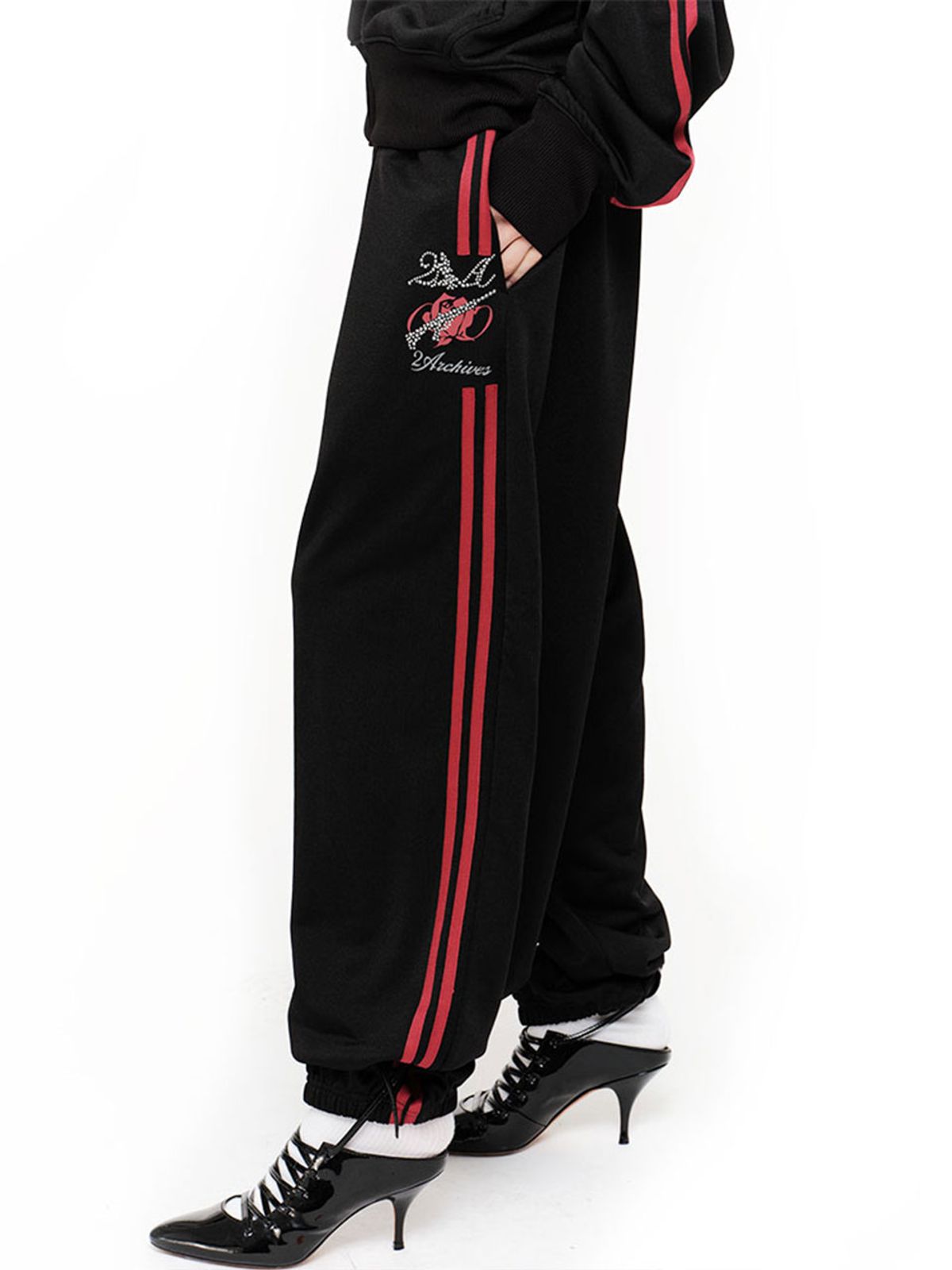 2000아카이브스(2000ARCHIVES) ROSIE SWEATPANTS (BLACK)