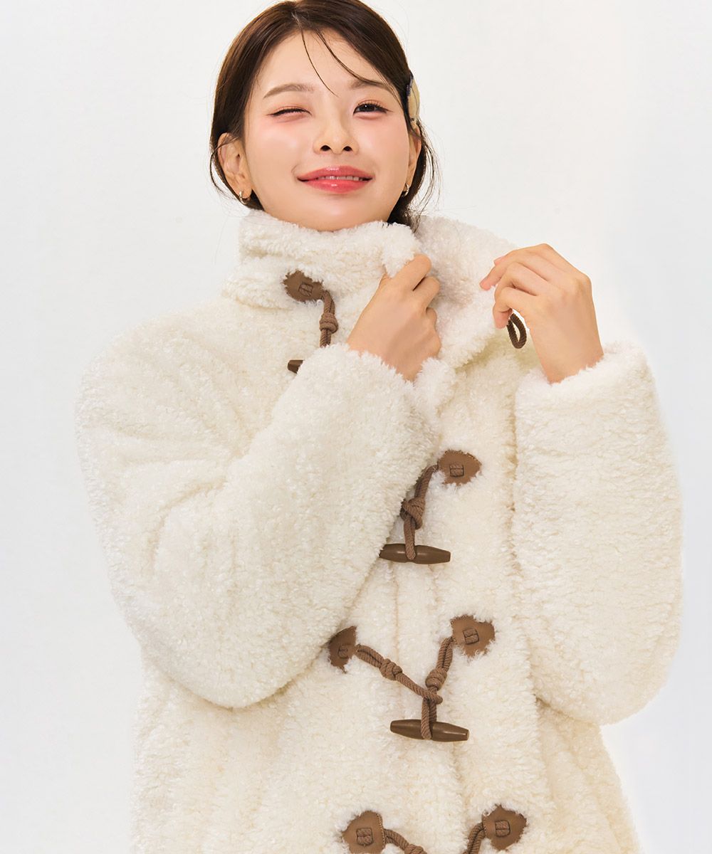 MUSINSA公式 | CHASECULT レディース ボアダッフルコート - アイボリー