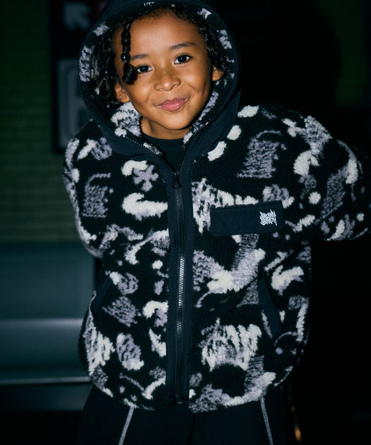 브라운브레스 키즈(BROWNBREATH KIDS) KIDS SMILE FLEECE ZIP UP - BLACK