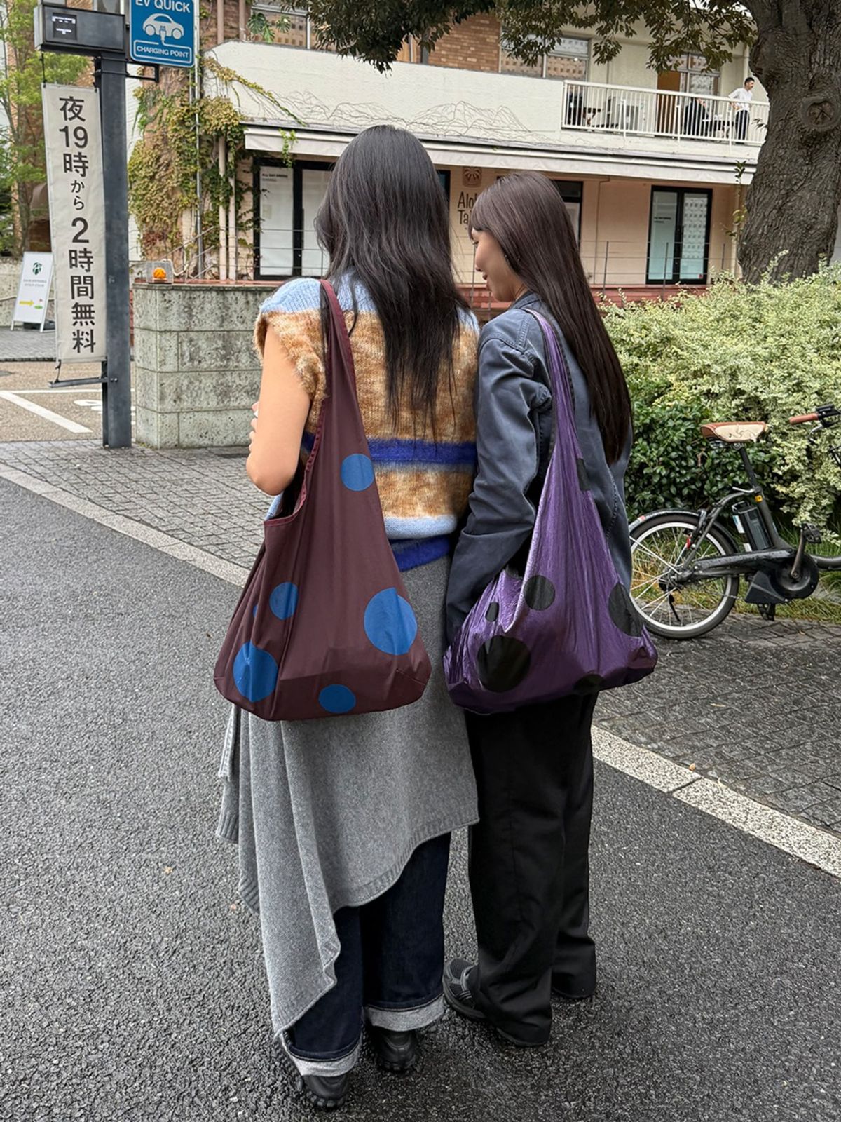 아코크(ACOC) Dot Bubble Bag_Brown