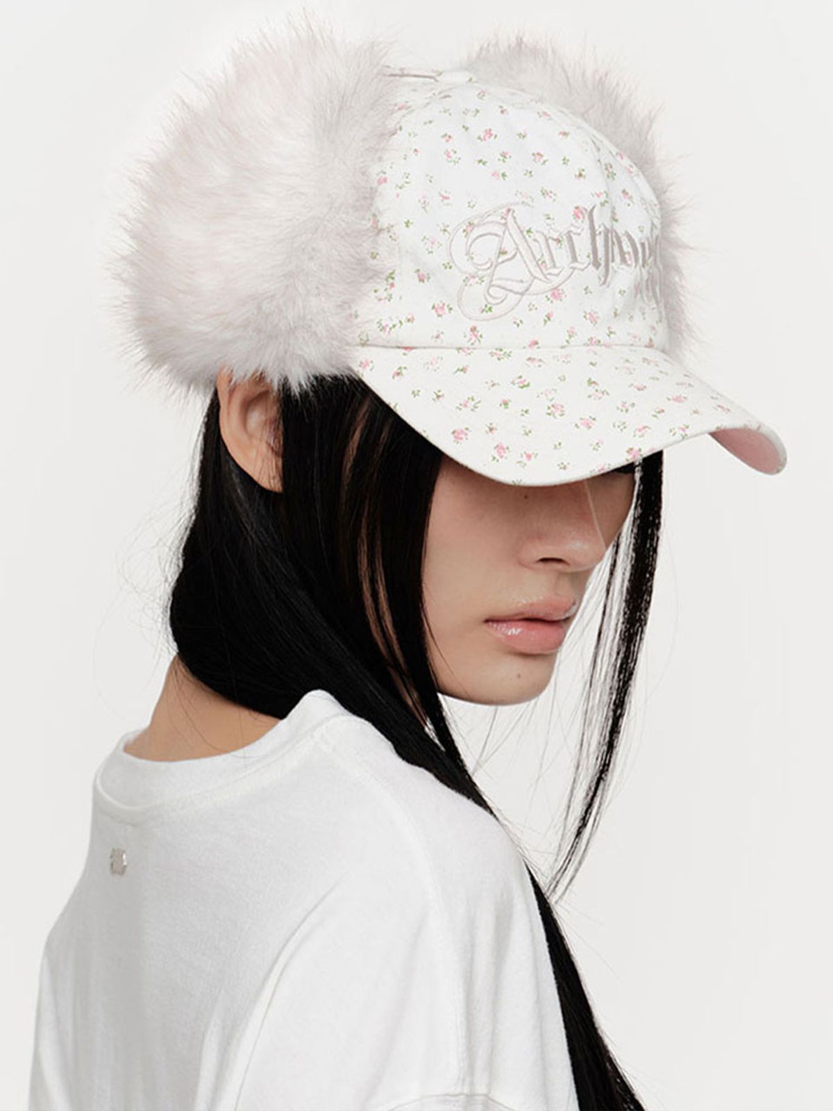 2000아카이브스(2000ARCHIVES) ARCHIVES DAISY FUR EARFLAP CAP (IVORY)