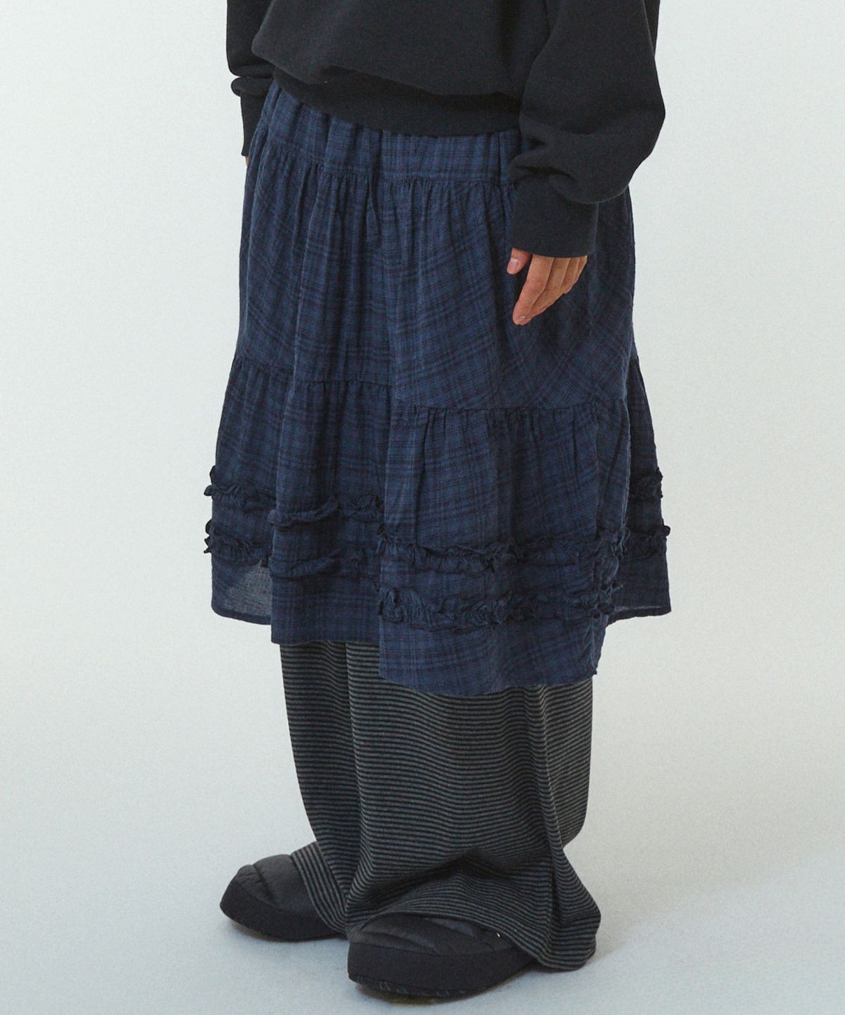 리트리버클럽(RETRIEVER CLUB) FRILL LINE SKIRT [NAVY]
