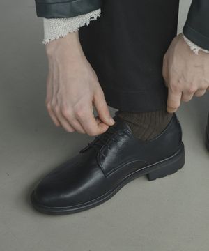 누아 플레인 4홀 더비슈즈 블랙 SFT-110