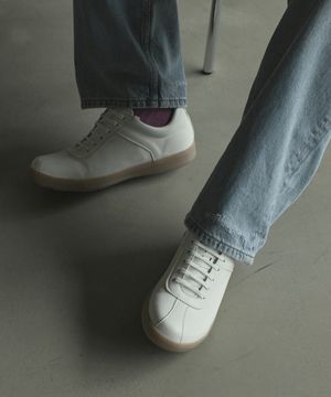 모노 키높이 화이트 스니커즈 SFT-501