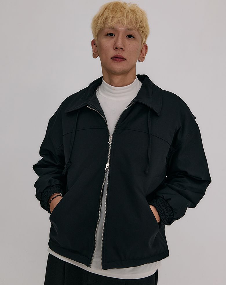 투웨이 하이넥 스트랩 집업 자켓 _ 블랙
