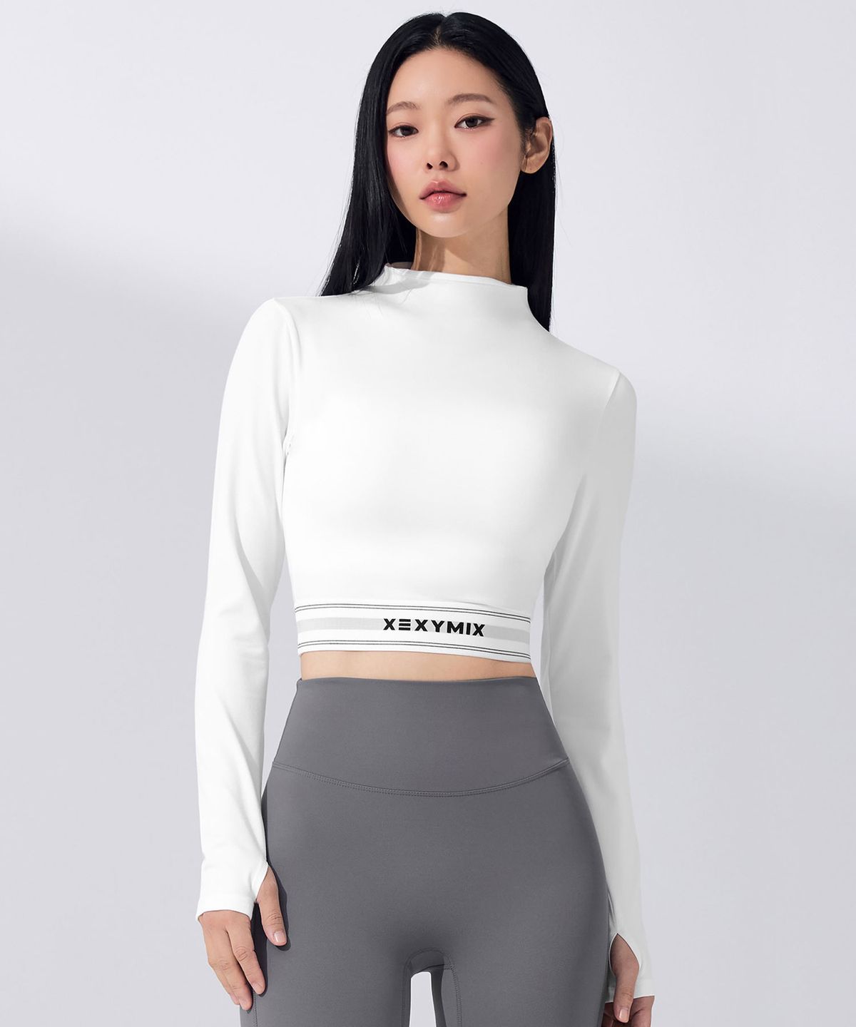젝시믹스(XEXYMIX) 소프트 로고밴딩 모크넥 롱슬리브 XFK4TL1001