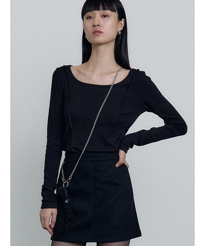 앙고라 롱 슬리브드 티셔츠 블랙 MBEFTO008BK